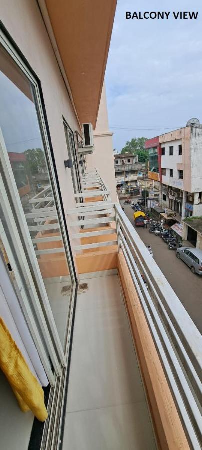 Hotel Aaditya Palace Bhusawal Ngoại thất bức ảnh